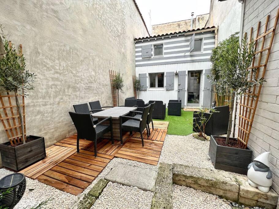 L'Escale Avec Jardin - Coeur De Ville La Rochelle  Exterior photo